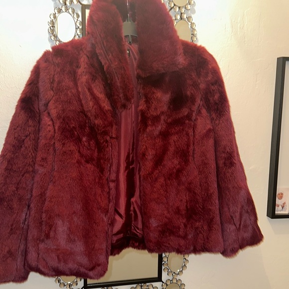 Liz Claiborne Jackets & Blazers - Liz Claiborne Faux Fur Burgundy Midweight Faux Fur Jacket, EUC - Size 4